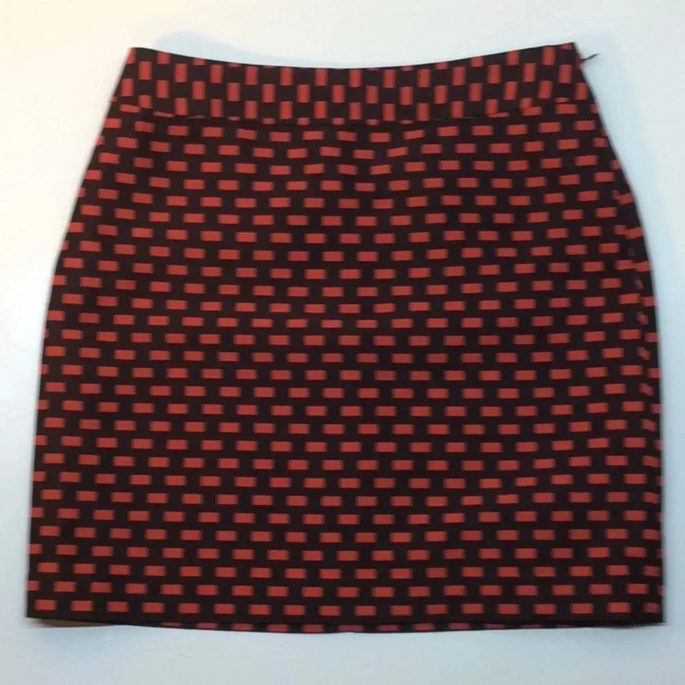 Ann Taylor LOFT Black & Red Mini Skirt Size 4P